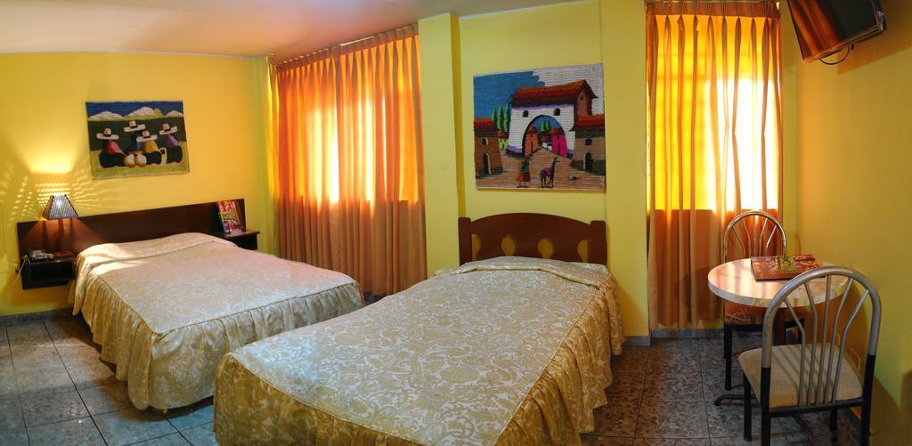 Hostal Iquique Lima Bagian luar foto