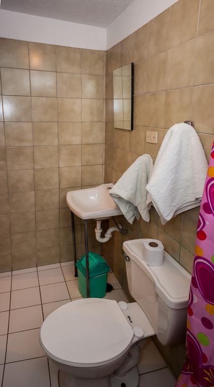 Hostal Iquique Lima Bagian luar foto