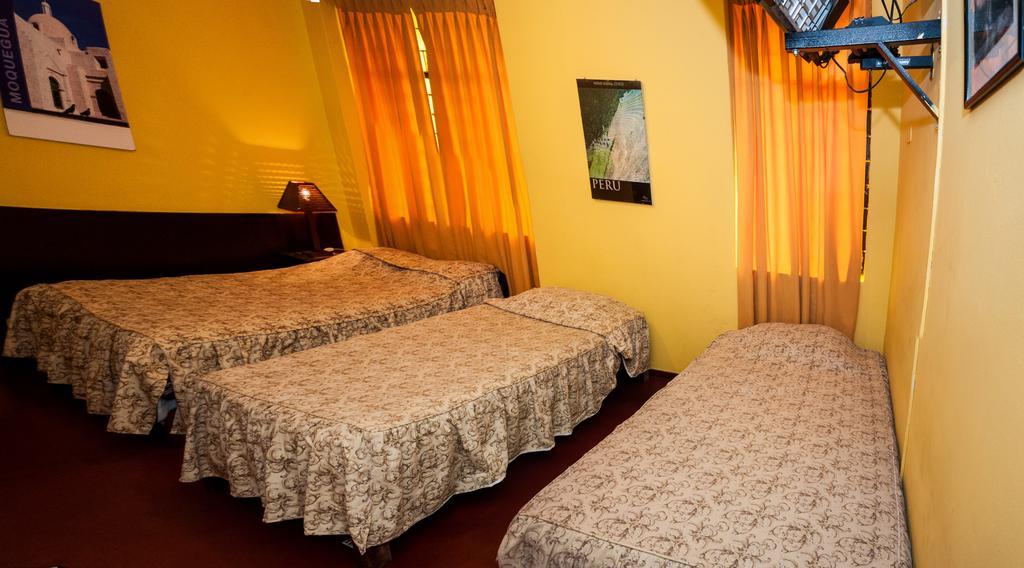Hostal Iquique Lima Bagian luar foto