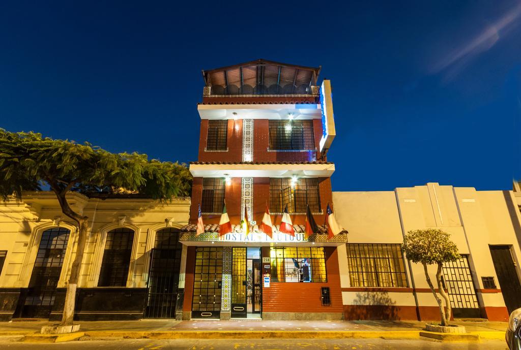 Hostal Iquique Lima Bagian luar foto