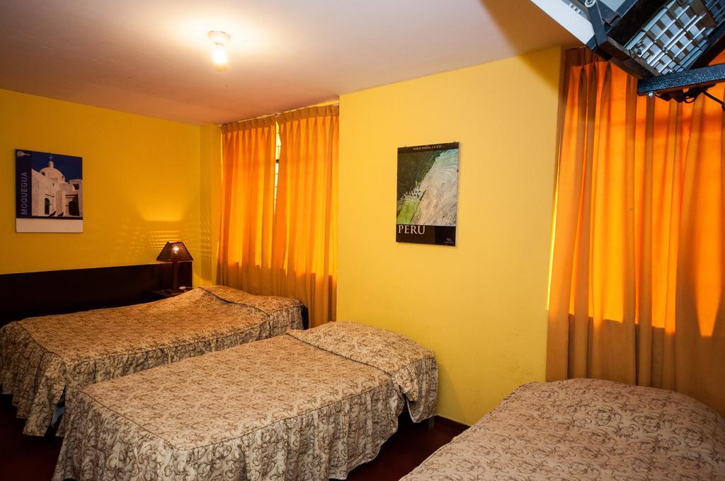Hostal Iquique Lima Bagian luar foto